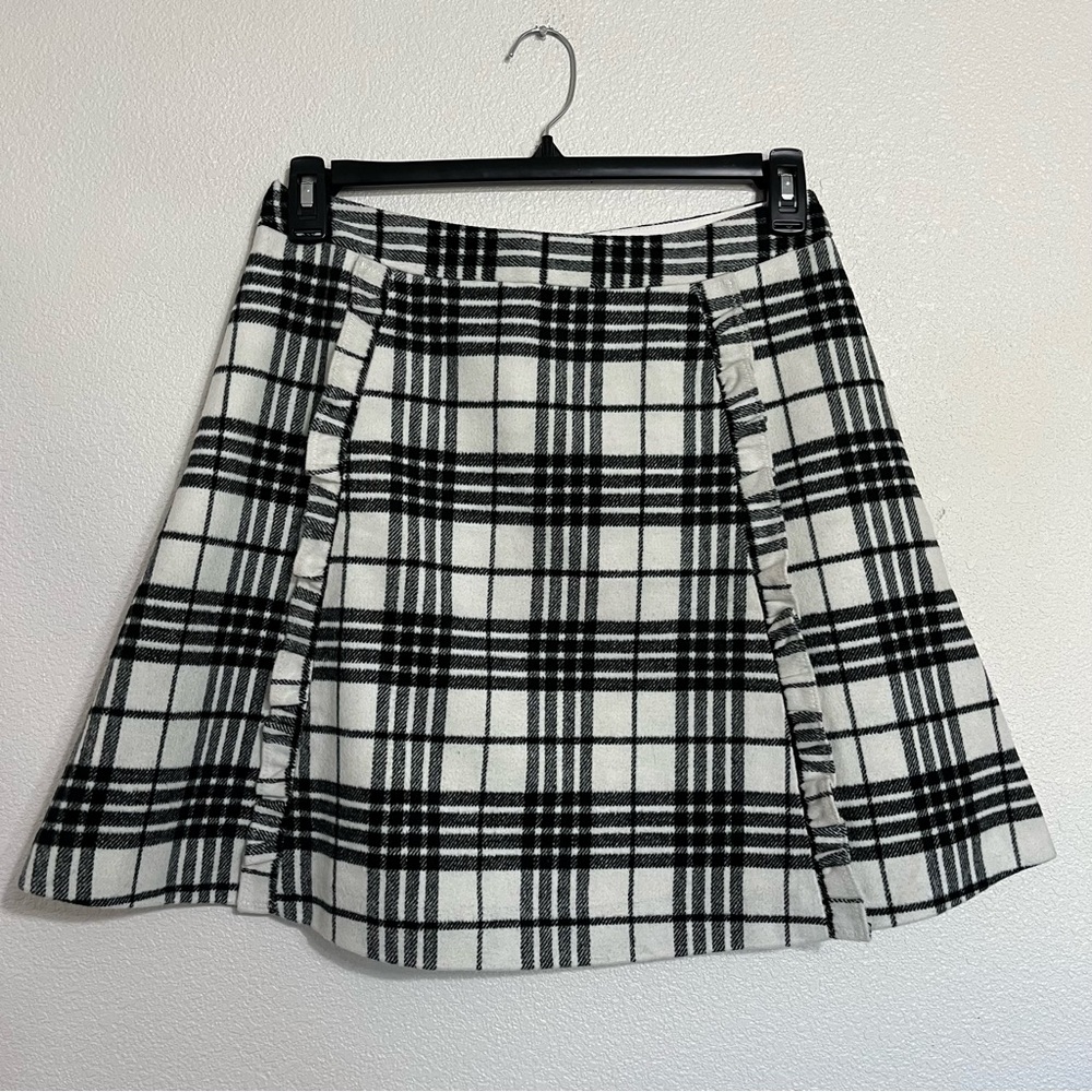 LOFT Plaid Wool Blend Short Skirt Black/White Ruffle Lined Size 6